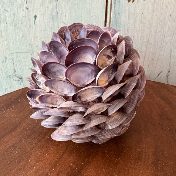 Pier 1 accent piece made entirely of small  seashells to enjoy anywhere - Picture 5 of 8